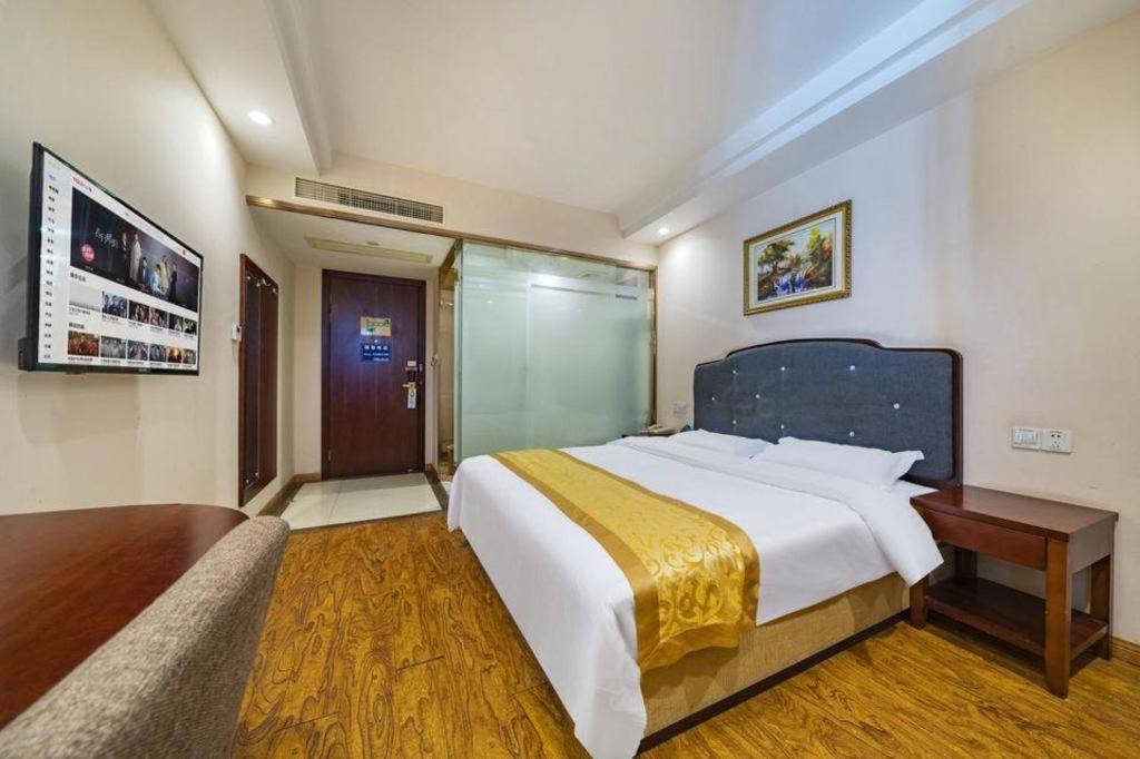 Hotel Greentree Minhang District Xinzhuang Town Chunshen Road Metro Station Express Shanghai