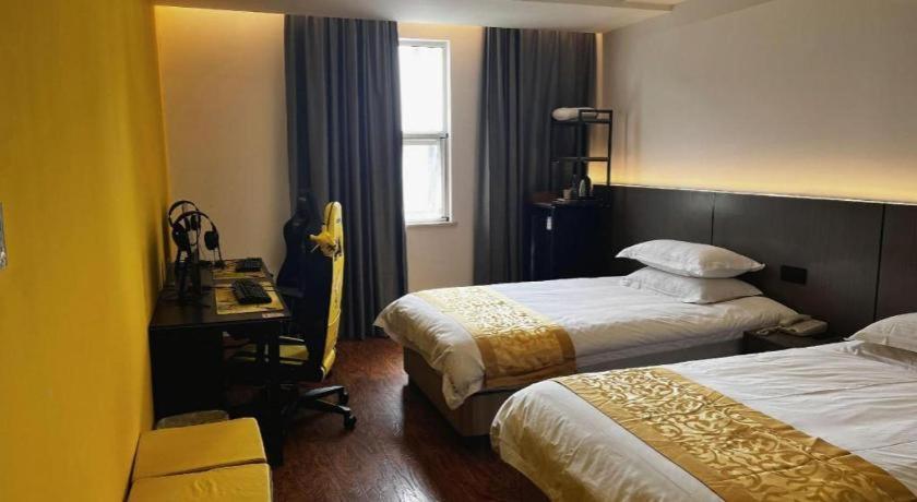 Hotel Greentree Minhang District Xinzhuang Town Chunshen Road Metro Station Express 3*
