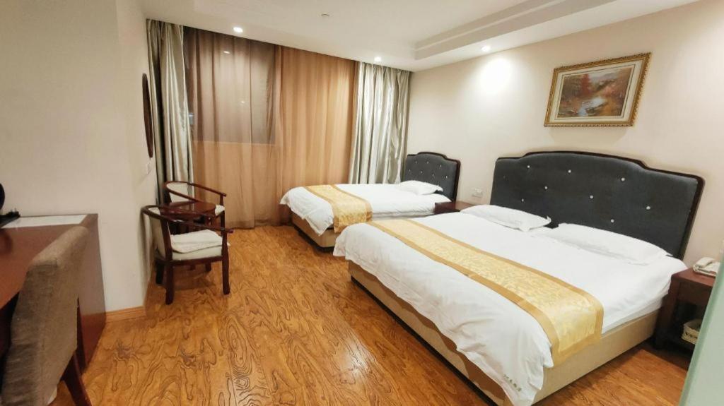 Greentree Minhang District Xinzhuang Town Chunshen Road Metro Station Express Hotel