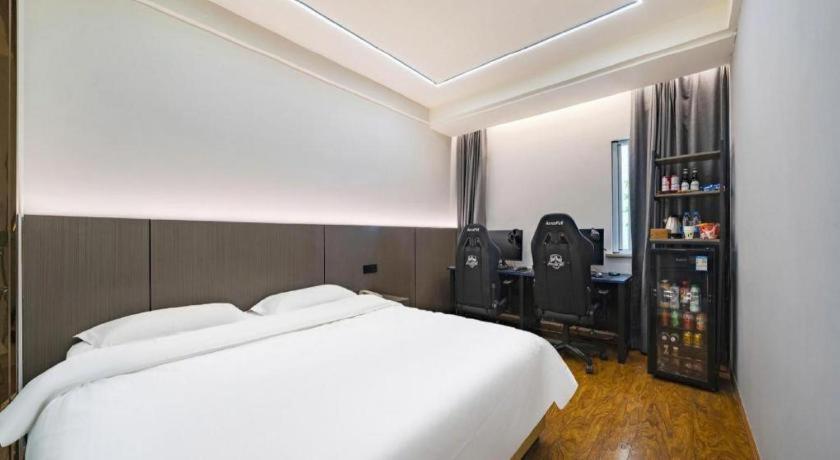 Hotel Greentree Minhang District Xinzhuang Town Chunshen Road Metro Station Express