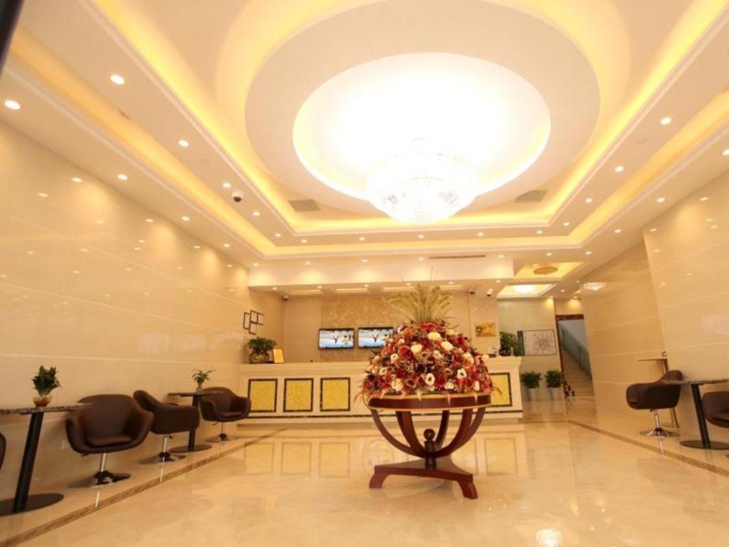 Hotel Greentree Minhang District Xinzhuang Town Chunshen Road Metro Station Express 3*